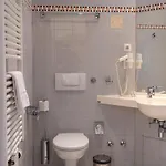 Hotel Warias Am Geiseltalsee - Naehe Merseburg Und Muecheln