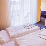 Отель Warias Am Geiseltalsee - Naehe Merseburg Und Muecheln 3*