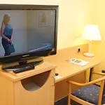 Warias Am Geiseltalsee - Naehe Merseburg Und Muecheln Hotel 3*
