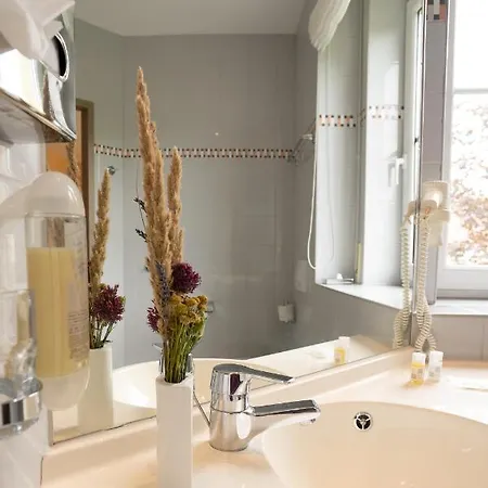 Warias Am Geiseltalsee - Naehe Merseburg Und Muecheln 3* Braunsbedra