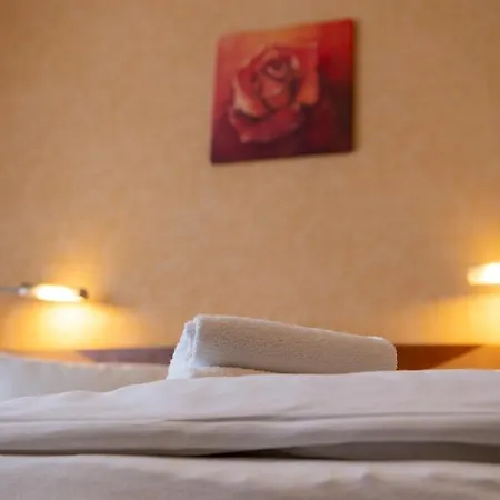 Warias & Restaurant Hotel Braunsbedra