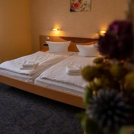 Hotel Warias & Restaurant Braunsbedra