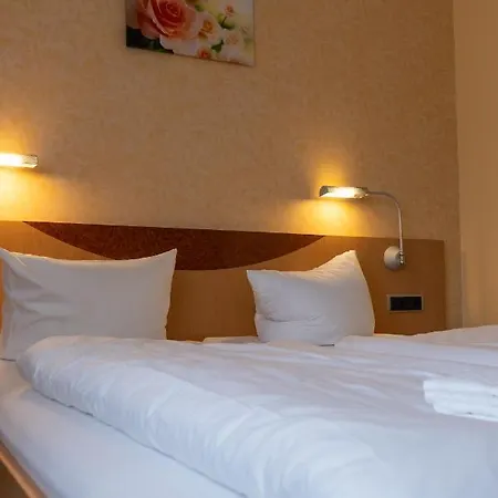 Warias & Restaurant Hotel Braunsbedra
