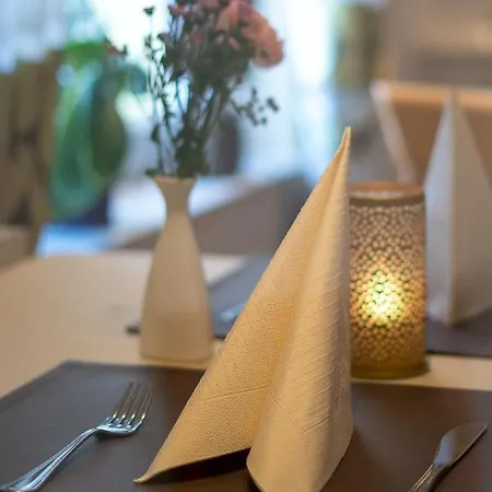 Warias & Restaurant Hotel Braunsbedra