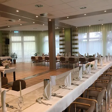 Warias Hotel&restaurant Am Geiseltalsee - Nähe Merseburg Braunsbedra