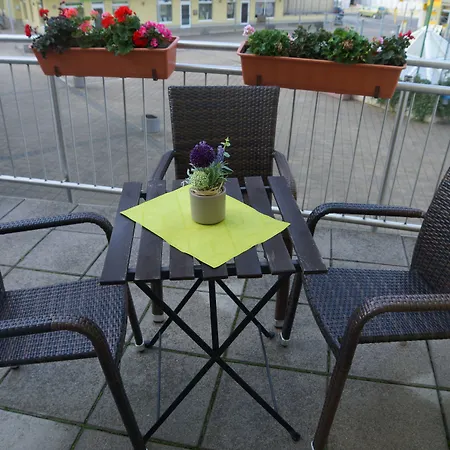 Warias Am Geiseltalsee - Naehe Merseburg Und Muecheln 3*