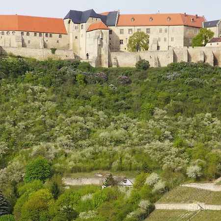 Warias Am Geiseltalsee - Naehe Merseburg Und Muecheln Hotell 3*