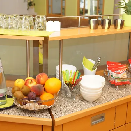 Warias Am Geiseltalsee - Naehe Merseburg Und Muecheln 3*