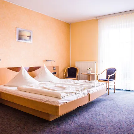 Warias Hotel&restaurant Am Geiseltalsee - Nähe Merseburg Hotel