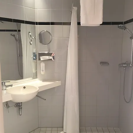 Warias Hotel&restaurant Am Geiseltalsee - Nähe Merseburg Braunsbedra