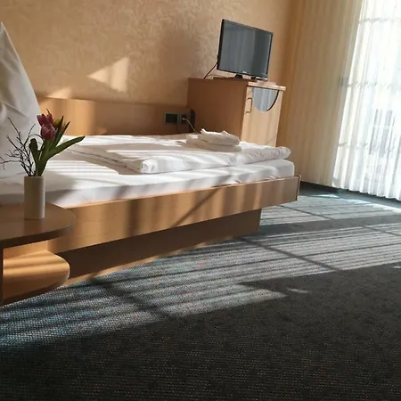 Warias Hotel&restaurant Am Geiseltalsee - Nähe Merseburg 3* Braunsbedra