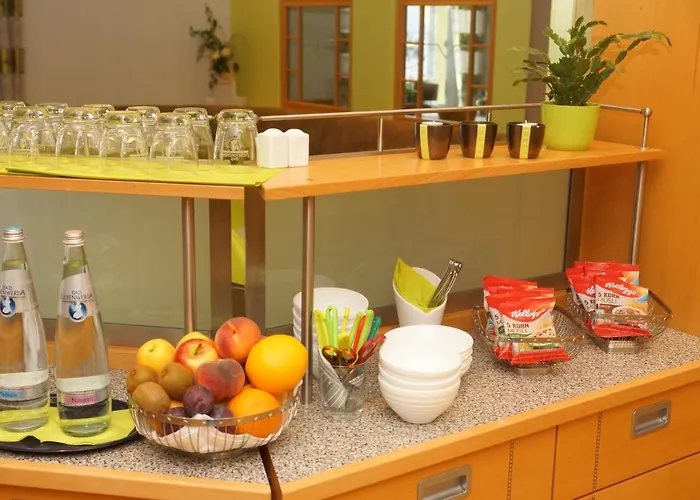 Warias Am Geiseltalsee - Naehe Merseburg Und Muecheln 3*