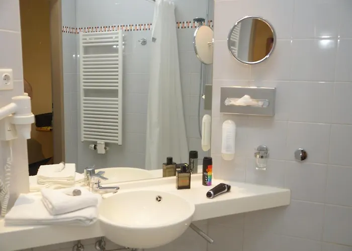 Warias Am Geiseltalsee - Naehe Merseburg Und Muecheln 3* Braunsbedra